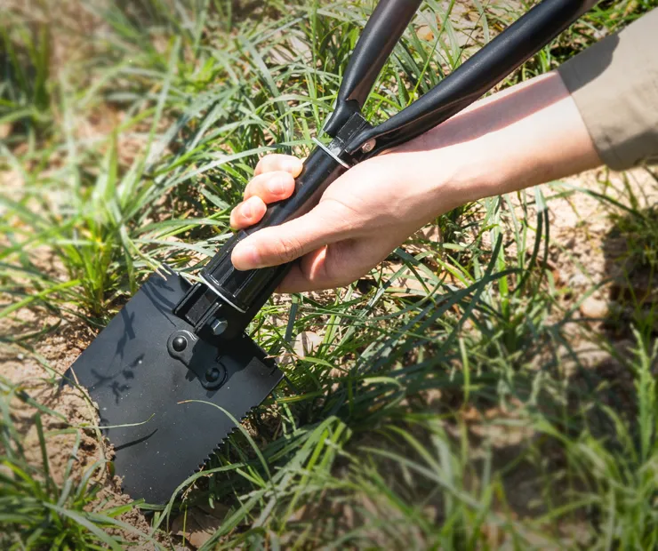 DELI φτυάρι χειρός DL554001 με θήκη, foldable, 47cm