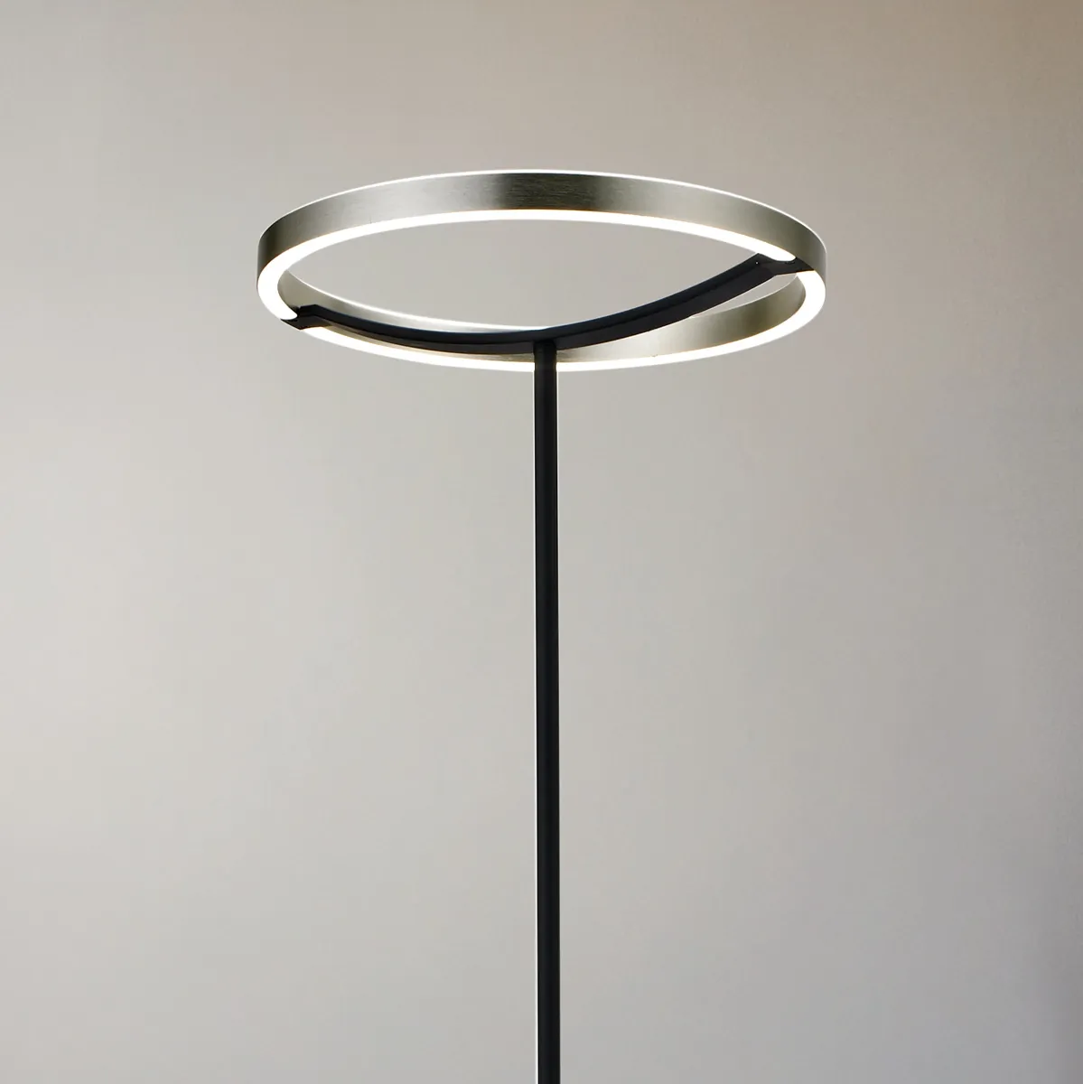 POWERTECH LED φωτιστικό δαπέδου HLL-0204, 42W, 4000K, Φ38x157cm, ασημί/μαύρο